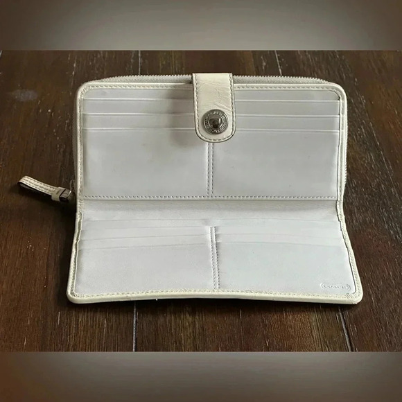 Coach signature logo wallet - Picture 6 of 15
